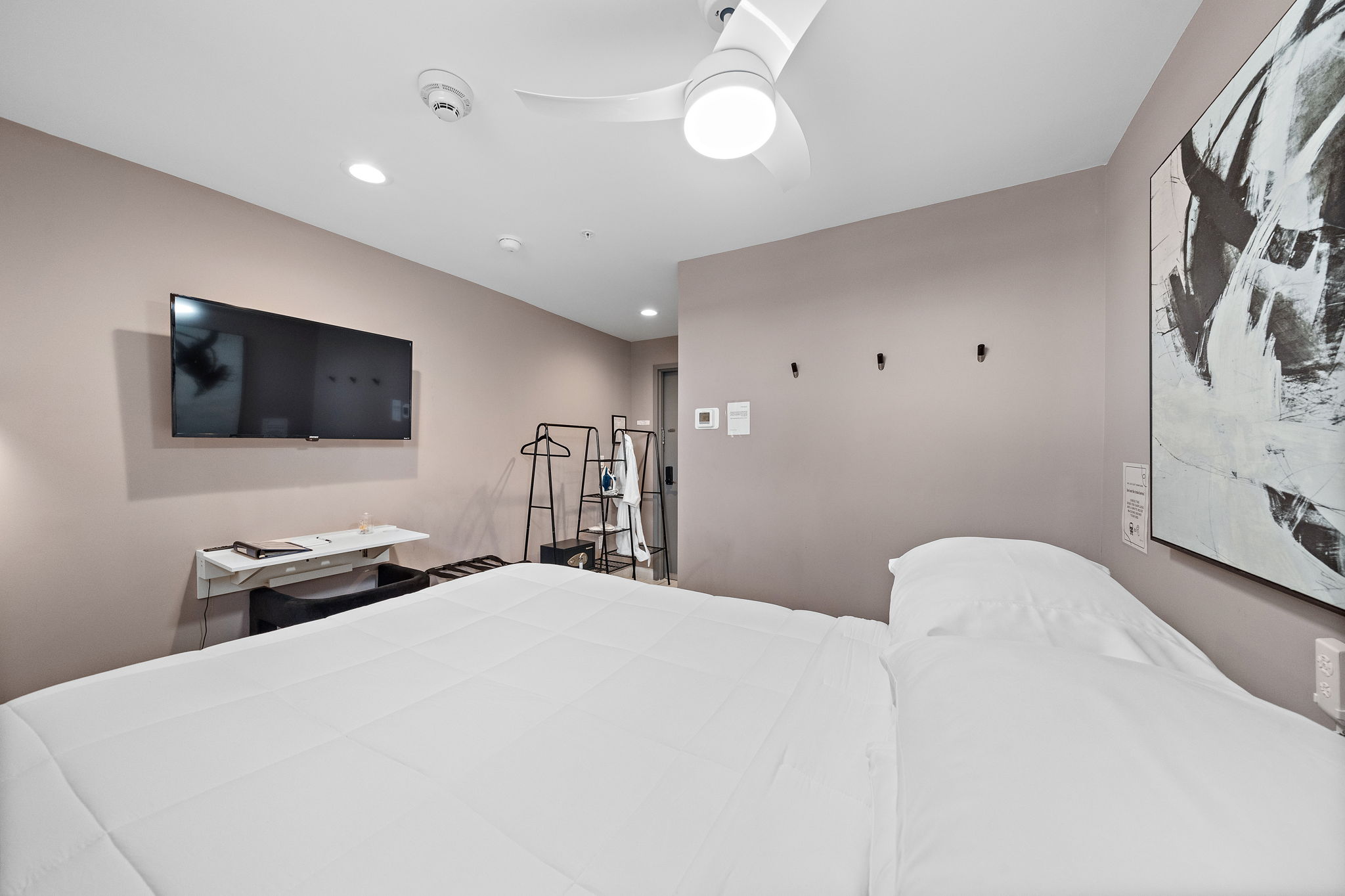 3-web-or-mls-Wanderstay Unit 1-15 (1)