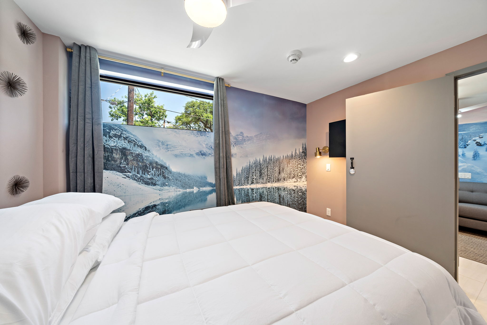 33-web-or-mls-Strata Visuals - 520 Sampson St-27 (1)